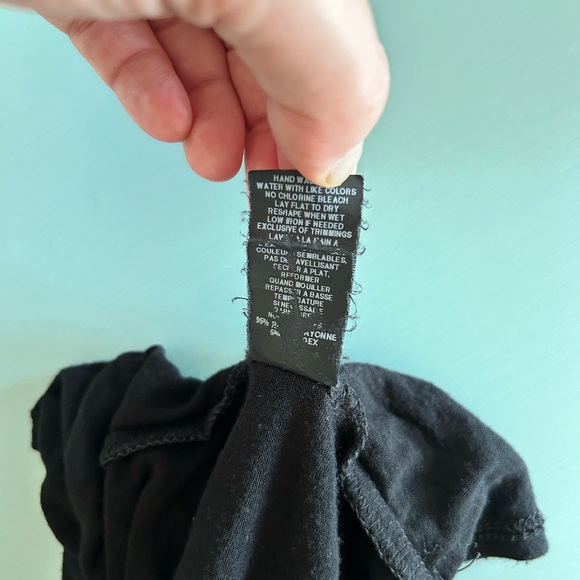 ✨2 for $20✨ Retroluxe Black Top - Picture 5 of 5